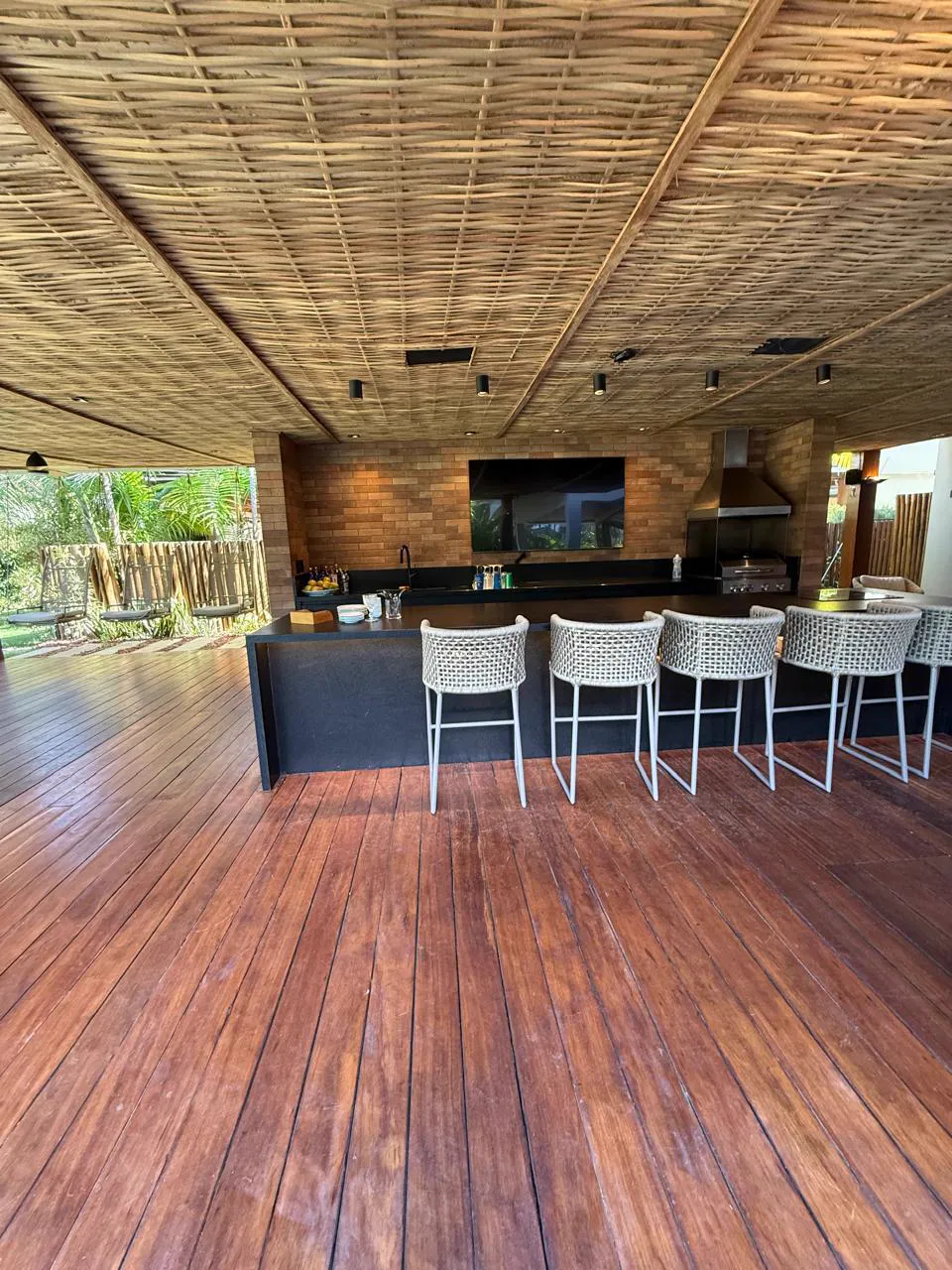 Área gourmet e deck da Casa 318